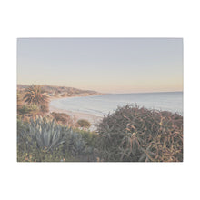 Load image into Gallery viewer, Canvas Wall Art Laguna Beach
